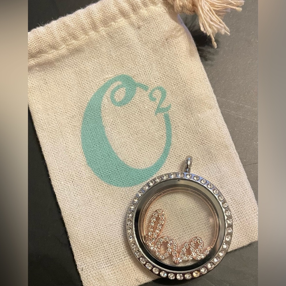 Origami Owl Crystal Locket with Love Charm
